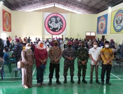 Dirgahayu Ke 76 Yonif 8 Marinir Tangkahan Lagan, TNI-POLRI Gelar Vaksin 2000 Dosis