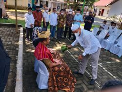 Mantan Kadis PMD Langkat Drs Jaya Sitepu Titipkan Putranya  Kepada Masyarakat, Agar Saling Bekerjasama Berikan Pelayanan Terbaik