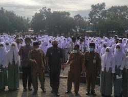 Wabup Langkat Beri Tali Asih Siswa Berprestasi SMAN 1 Stabat