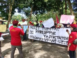 Aliansi Mahasiswa Unjukrasa Minta DPRD Awasi Kinerja Eksekutif dan Tindaklanjuti Kerangkeng  Manusia