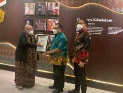 Capai Jumlah Anggota Terbesar di Dunia, 1.761 Media Siber, SMSI Peroleh Penghargaan MURI