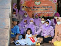 DWP Langkat Beri Bantuan Warga Kurang Mampu dan  Disabilitas Berupa Ternak  Sembako dan Kursi Roda