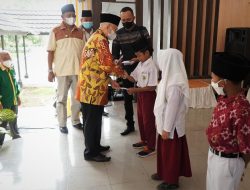 Baznas Provsu Beri Bantuan Beasiswa 100 Anak Langkat