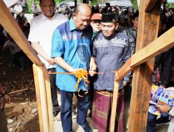 Resmikan “Rumah Aspirasi Bang Ondim Warga Minta Perbaikan Titi Gantung Namunggas, Ondim : Saya Tak Ingin Dipuji