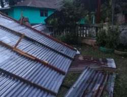 8 Rumah Rusak Diterjang Angin Puting Beliung di Langkat