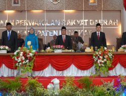 Plt Bupati dan Forkopimda Langkat Dengarkan Pidato Kenegaraan Presiden Dalam Rangka HUT Ke-77 RI