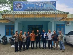 Pengurus PD ISMI Langkat Silaturahmi PWI