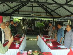 Bakesbangpol Kota Binjai “Ngopi “Bahas Kenaikan Harga BBM Bersama Masyarakat
