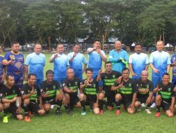 Peringati Haornas 2022 di Langkat, Eksibisi Sepak Bola Bupati/Walikota  Vs Kades se Langkat di Stabat, Berakhir  3 : 2 Kemenangan Kepala Daerah