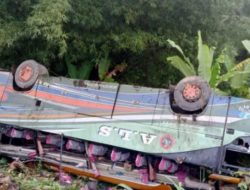 Bus Penumpang Masuk Jurang di Tapsel, 1 Orang Tewas ,Puluhan Luka