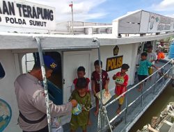 Ditpolairud Polda Sumut Peduli Pelajar Pesisir Sediakan Perpustakaan Terapung