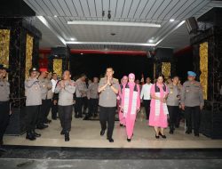 Ratusan Personel Polda Sumut Haru Lepas Irjen Pol Dadang Hartanto