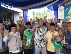 Plt Bupati Langkat Bersama Baznas Serahkan Bantuan 2 Unit Bedah Rumah