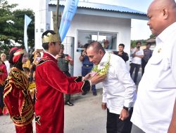 Gubernur Sumut  Lepas Ekspor Perdana 74 Ton Kelapa Segar dari Nias Utara ke Tiongkok