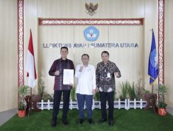 Irjen Pol Dadang Hartanto Terima SK Pengangkatan Guru Besar UMSU