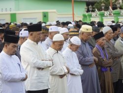 Syah Afandin Solat Ied 2023 di Masjid Raya Brandan: Doakan Agar Tetap Amanah