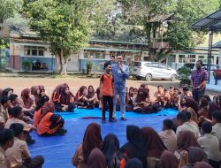 Kadis Kominfo Binjai  :Ajak Remaja Sekolah Bijak Gunakan Teknologi Karena Saat Ini Dapat Belajar Secara Mandiri dan Mengakses Bahan Ajar Beragam serta Berinteraksi dengan Pelajar Belahan Dunia