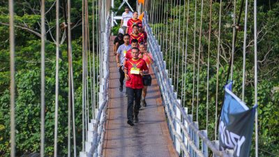 500 Pelari BLOT Run 7 KM Bukilawang 2023,  Diikuti 13 Negara Termasuk Konjen Malaysia, Wagub dan Pangdam, Wagub Sumut Beri Makan Ikan Larangan