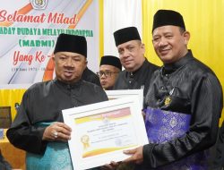 Plt Bupati Langkat Syah Afandin Terima Penghargaan PB MABMI atas Pengabdian 20 Tahun