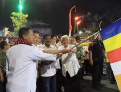 Perayaan Waisak di Kota Binjai Meriah, Wali Kota Lepas Pawai Karnaval Diisi 1500 Lilin, Barongsai dan Mobil Hias