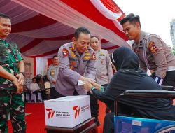 Baksos Dalam Rangka HUT ke- 77  Bhayangkara, Kapolri:  Ingin Polri Hadir untuk Masyarakat yang Membutuhkan, Perbaiki 2.170 Tempat Ibadah