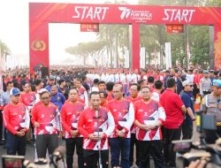 Fun Walk Lintas Elemen Hari Bhayangkara ke -77, Kapolri Gaungkan Jaga Persatuan dan Kesatuan NKRI