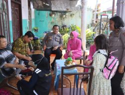 Sambut HUT ke -77 Bhayangkara, Polres Langkat Anjangsana Personel Sakit Menahun dan Temui Anak Difabel