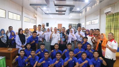 Sekdako Binjai Lepas Program Latih Kerja dan Paskibraka Provsu