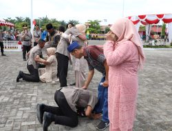 Kapolda Sumut Lantik 217 Personel Bintara, Seorang Ibu Penjual Gorengan Terharu Anaknya Jadi Polisi