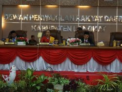 Rapat Paripurna Dengar Pidato Presiden RI, Syah Afandin Ajak Semua Pihak Meningkatkan Kualitas Diri Menuju Indonesia Emas 2045