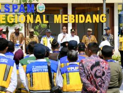 Presiden Jokowi Resmikan SPAM Regional Mebidang Kapasitas 1.100 L Perdetik, Gubsu Pastikan Segera Salurkan ke Masyarakat
