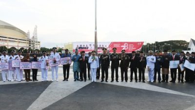Gubernur Sumut Edy Rahmayadi Serahkan Hadiah kepada Desa/ Kelurahan dan BUMDes Terbaik Tingkat Provsu