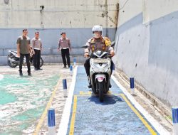 Kapolres Padangsidempuan Uji Langsung Sirkuit Praktek SIM Terbaru, Berlakukan Mulai  8 Agustus