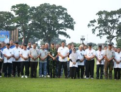 Pertandingan Sepak Bola Antar KomwiI I Apeksi di Pematangsiantar