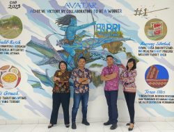 Insan ‘Brilian’ BRI Tarutung Semarakkan Hari Batik Nasional