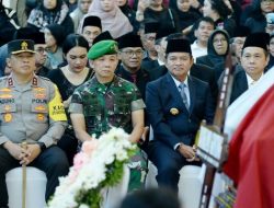 Upacara Kenegaraan Penghormatan Mendiang Ketua DPRD Sumut, Pj Gubernur : Beliau Setia pada Pekerjaannya dan Berdedikasi Tinggi