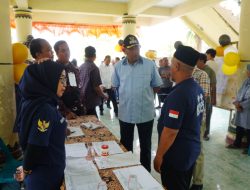 Tinjau TPS Stabat, Plt Bupati Syah Afandin : Sukseskan Pemilu 2024