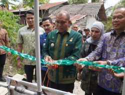 Bantu Sumur Bor dan Bedah Rumah, Pj Bupati Langkat Faisal Hasrimy Puji Kerja Nyata Kades Pintu Air dan Camat P Susu