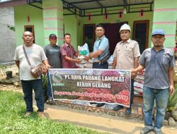 PT Rapala Salurkan CSR Paket Lebaran Idul Fitri Berupa Bahan Pokok dan Kain Sarung ke Masyarakat Langkat dan Aceh