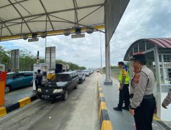 Wakapolres Langkat Cek Pintu Tol Tanjungpura Sambut Arus Mudik