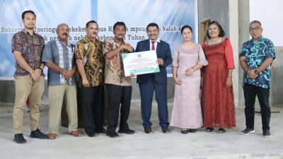 Pemko Binjai Serahkan Dana Hibah Pembangunan GBKP Tanah Merah Rp 100 Juta