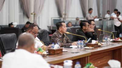 Hari Pertama Kerja, Pj Gubernur Fatoni Pimpin Rapat Bersama PB PON Sumut ,Kemenpora dan KONI Pusat