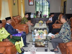 Jalan Poros Desa Sumber Mulyo akan Diaspal Hotmix PT HKI