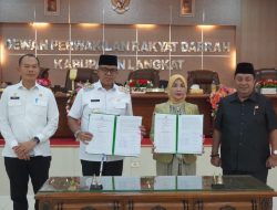 Pj Bupati Langkat Faisal Hasrimy Tandatangani Nota Kesepakatan Perubahan APBD Langkat 2024