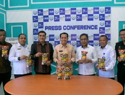 Pj Gubernur Sumut Agus Fatoni Lepas Ekspor Perdana 2500 Kg Kerupuk Ikan Patin ke Malaysia