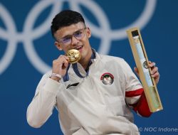 Lifter Indonesia, Rizky Juniansyah Tambah Medali Emas di Olimpiade Paris 2024