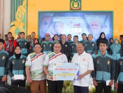 Pj Bupati Langkat Faisal Hasrimy Lepas 78 Atlet ke PON XXI Aceh -Sumut 2024, Komitmen Beri Reward Tambahan untuk Atlet Berprestasi
