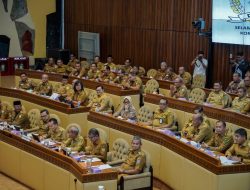 Rapat Kerja Kesiapan Pilkada 2024 Bersama Komisi II DPR RI