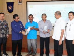 PT PLN Indonesia Power Pangkalansusu Serahkan CSR Lampu Penerangan Jalan Desa Sei Siur dan Tanjung Pasir sepanjang 3,5 KM