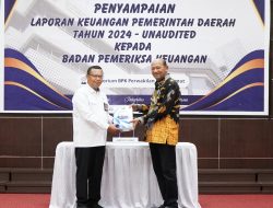 Bupati Langkat Serahkan Laporan Keuangan ke BPK Sumut